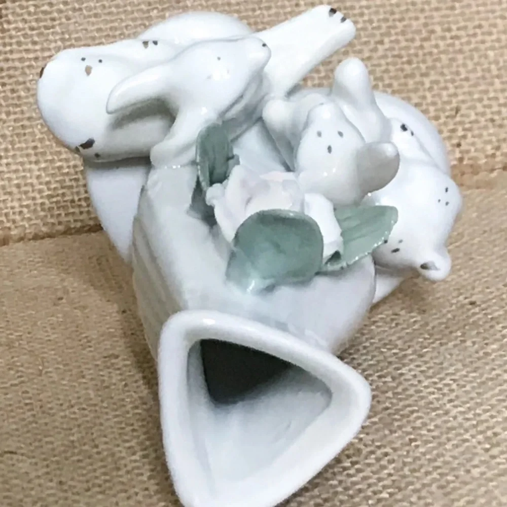 Vintage Speckled Deer Floral Ribbed Bud Vase White Woodland Cottage Granny Core